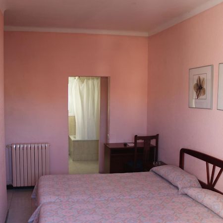 Hostal Solimar Badalona Exteriör bild