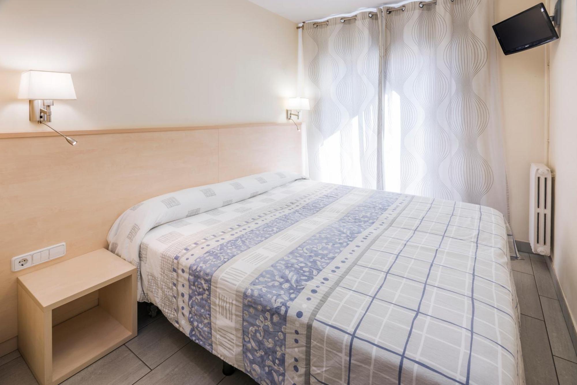 Hostal Solimar Badalona Exteriör bild